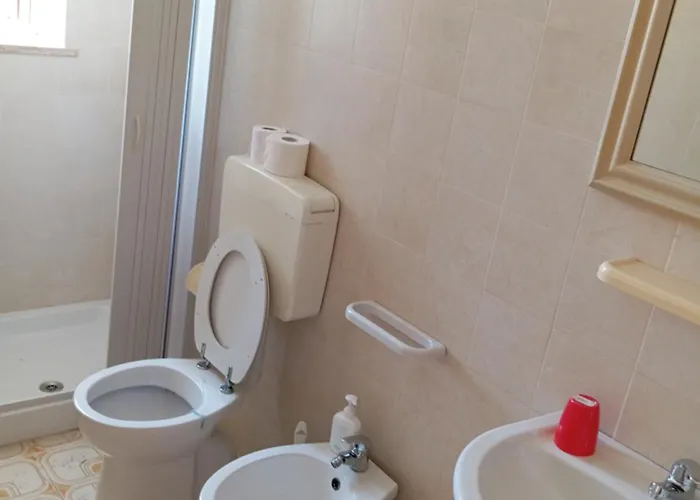 Il Cedro 住宿加早餐酒店 萨尔维