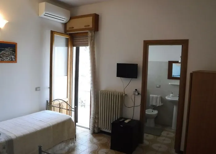 Il Cedro 住宿加早餐酒店 4*