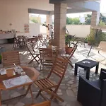 Il Cedro 住宿加早餐酒店 萨尔维