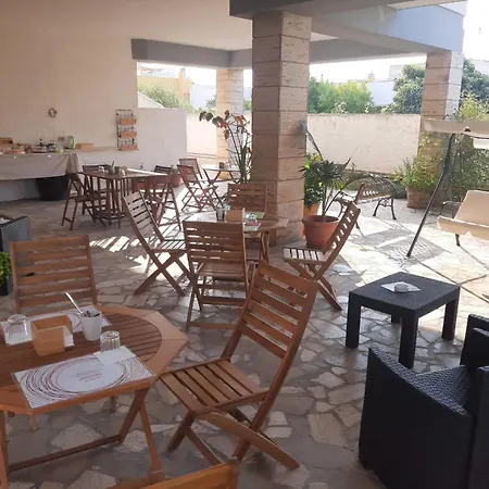 Il Cedro לינה וארוחת בוקר סאלבה